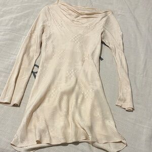 Elegant Cream Women's Dress